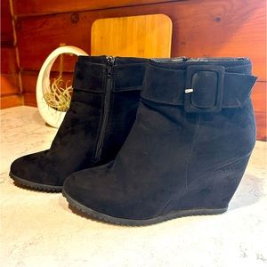 Cato Black Wedge Bootie Sz 9M